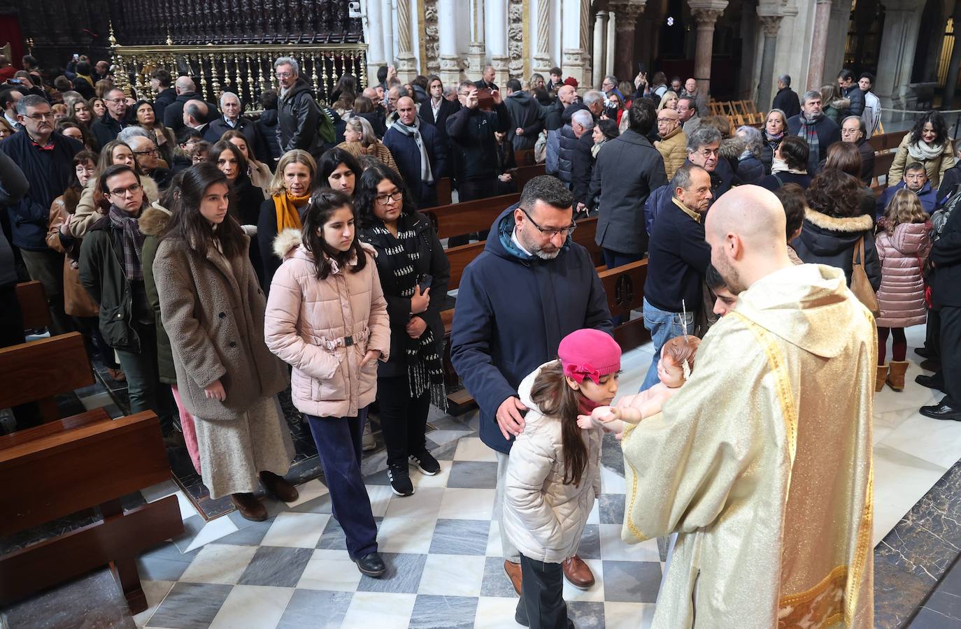 Fotos: La tradicional Misa de la Navidad del Señor en la Catedral de Córdoba