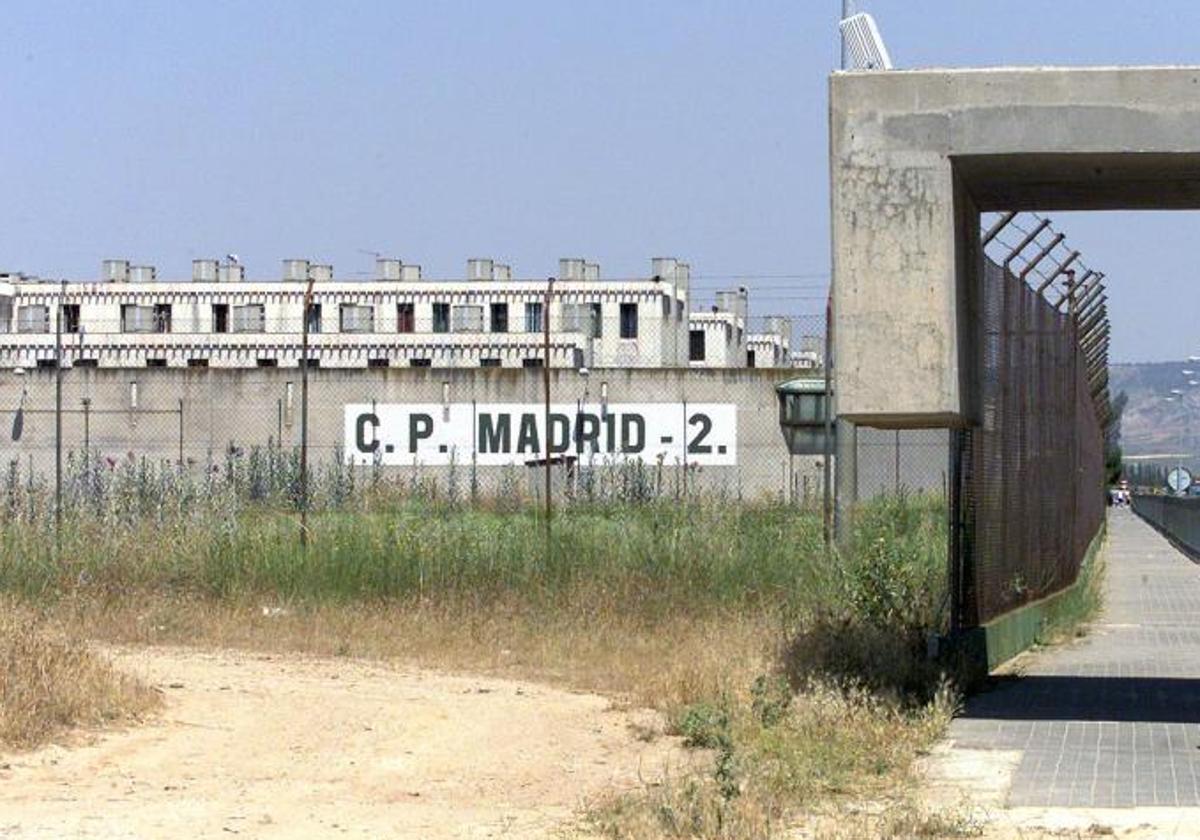 Exterior del centro penitenciario de Alcalá Meco