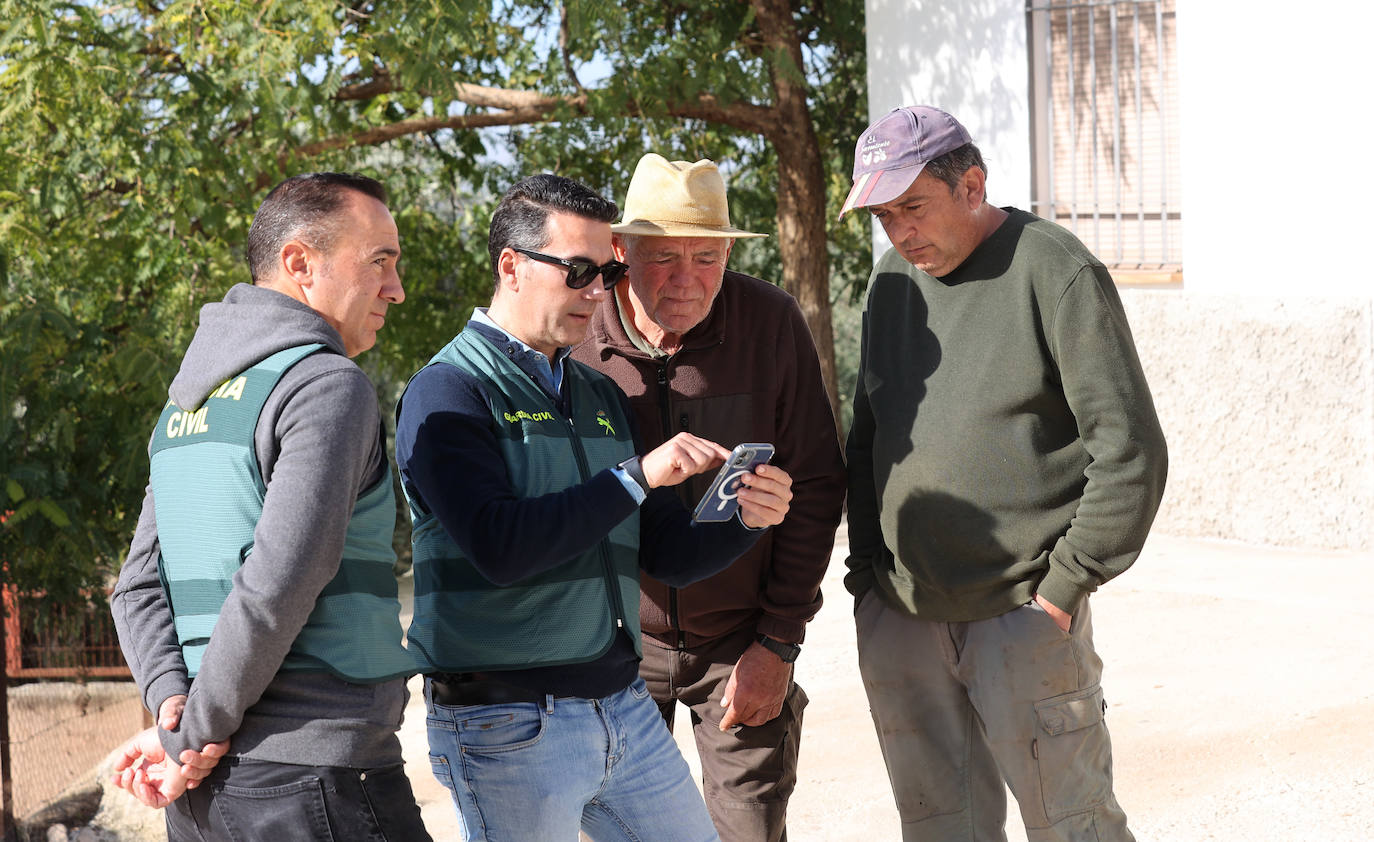 Fotos: un día en las entrañas del Equipo Roca de la Guardia Civil