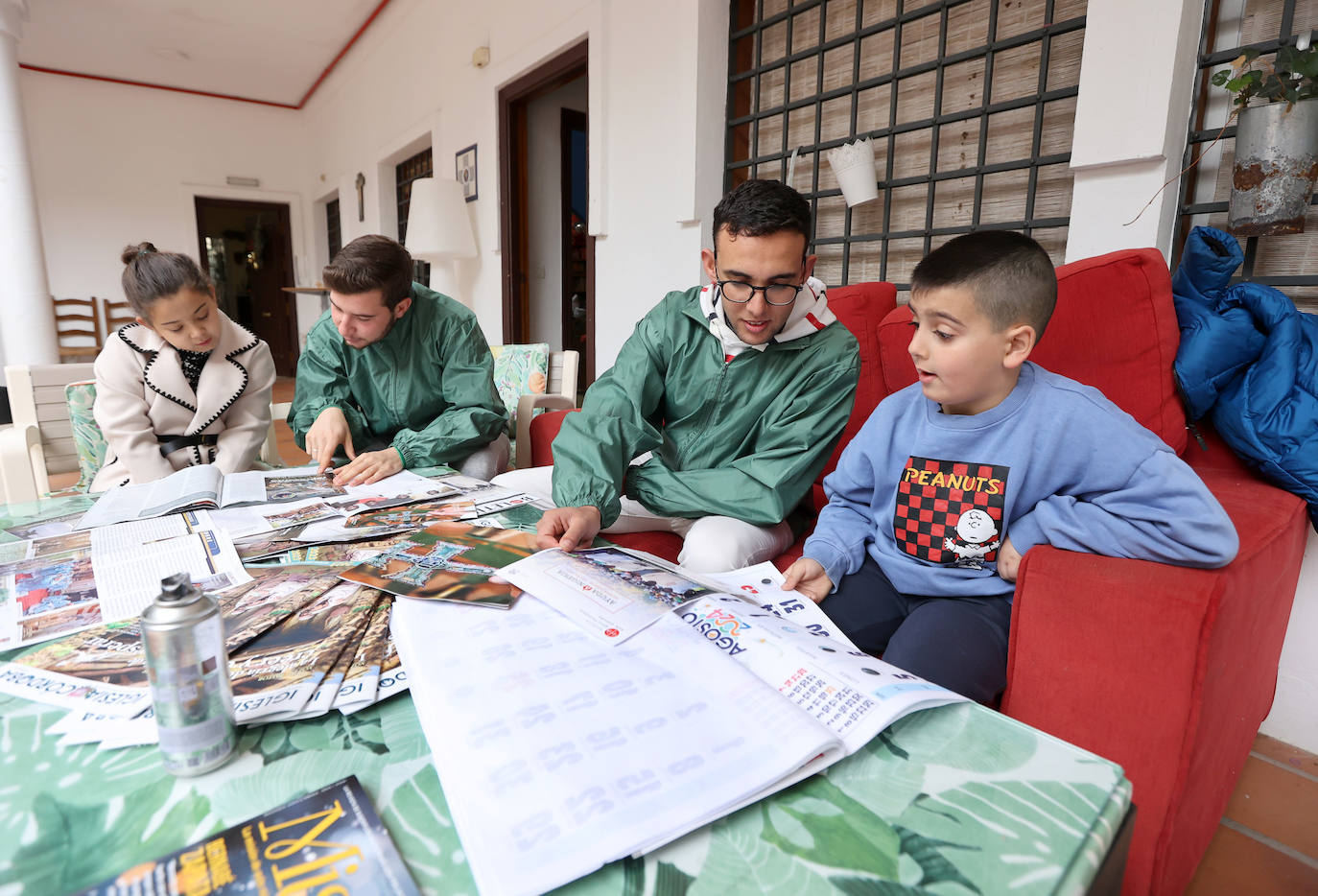 Fotos: el trabajo solidario del proyecto La Puerta Verde en el Guadalquivir