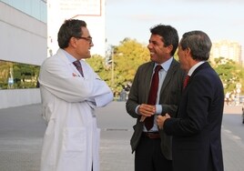 Mazón felicita al personal sanitario y a los donantes por alcanzar un «récord» de trasplantes renales en la Comunidad Valenciana