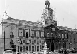 El reloj de las uvas, un símbolo para toda España, en un catálogo virtual del Archivo Regional de Madrid