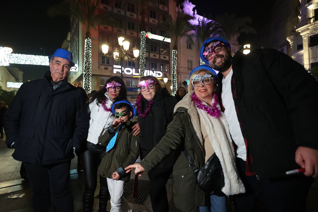Fotos: Córdoba da la bienvenida a 2024 en una gran fiesta en Las Tendillas