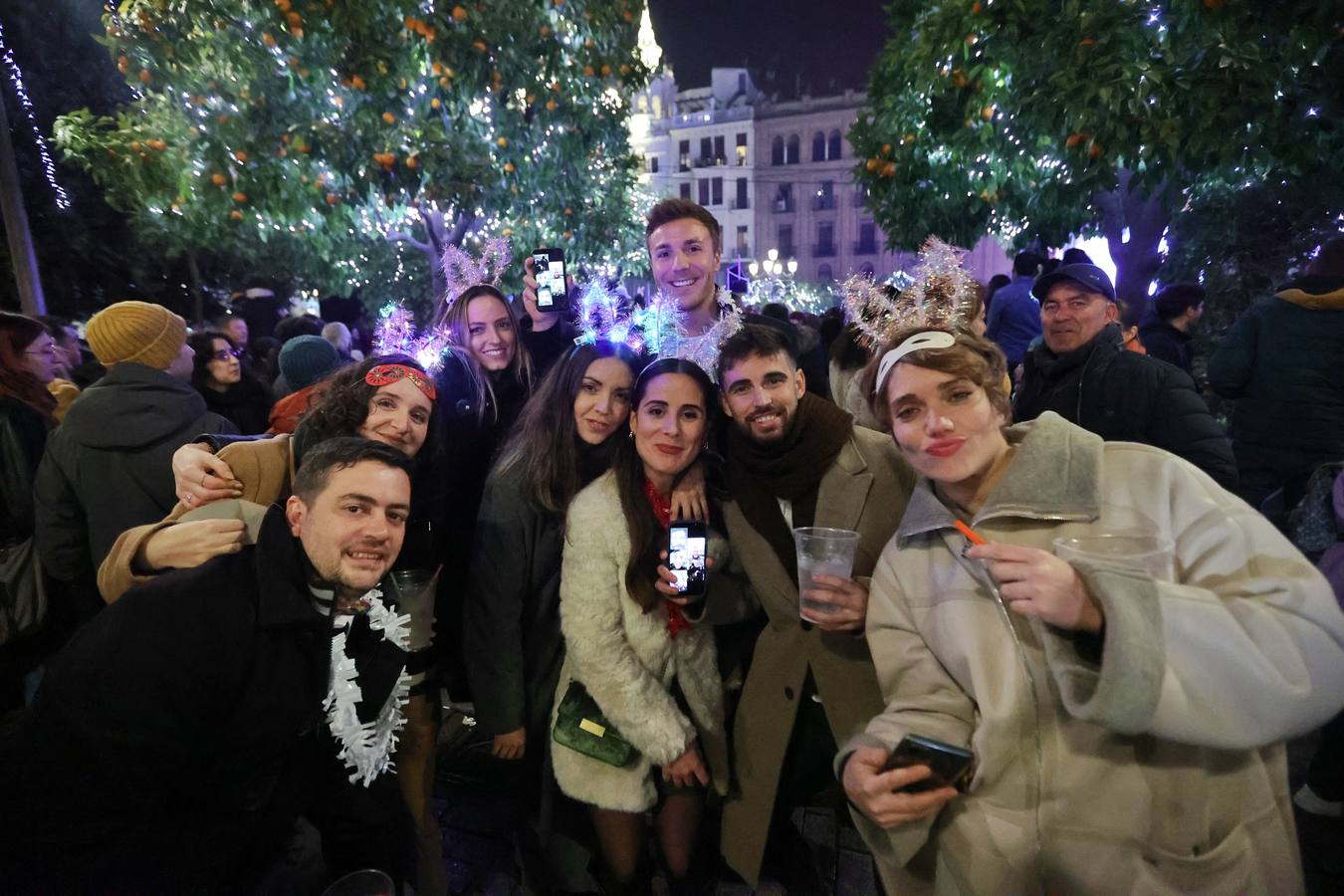 Fotos: Córdoba da la bienvenida a 2024 en una gran fiesta en Las Tendillas