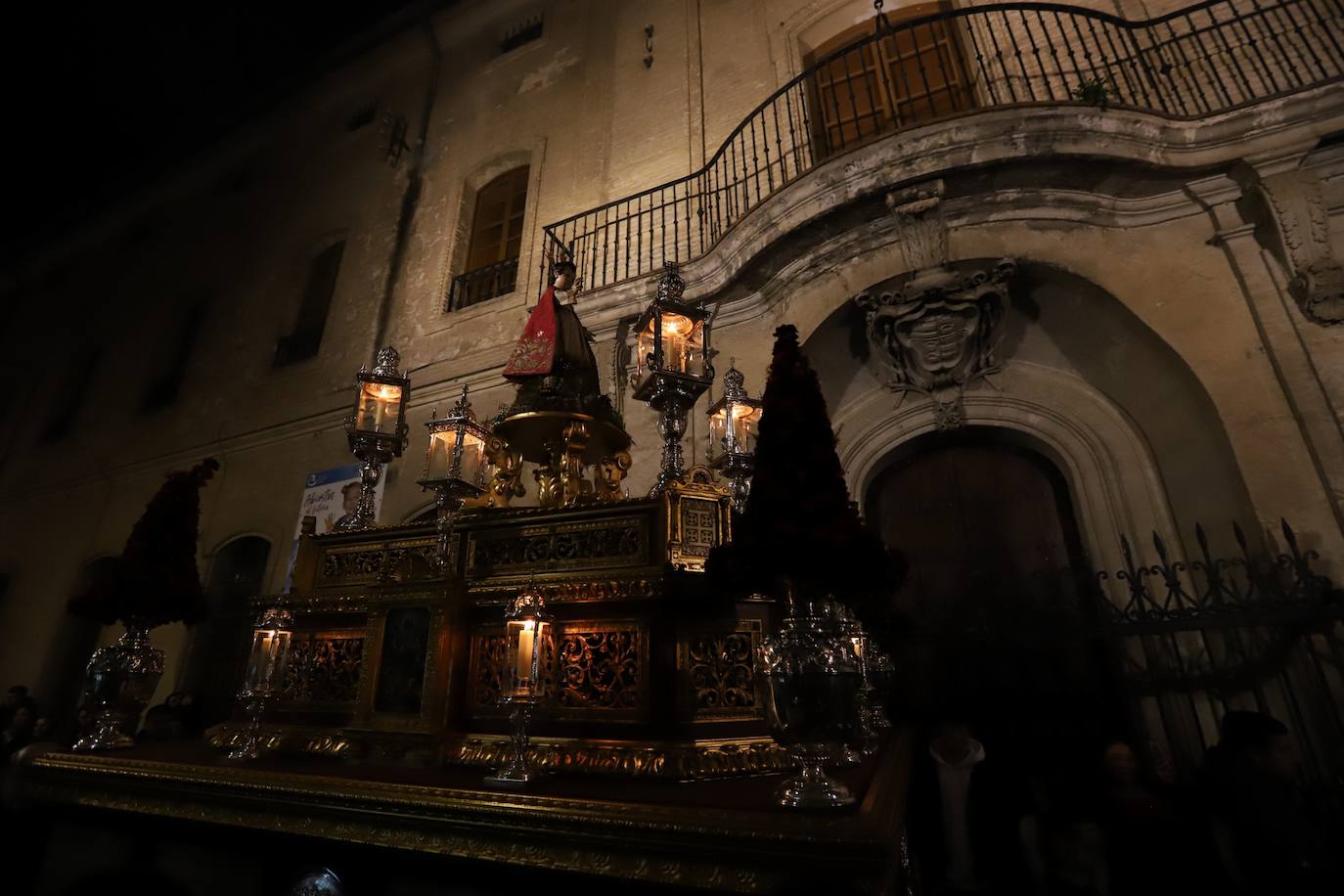 Fotos: la elegante procesión del Niño Jesús de la Compañía en Córdoba