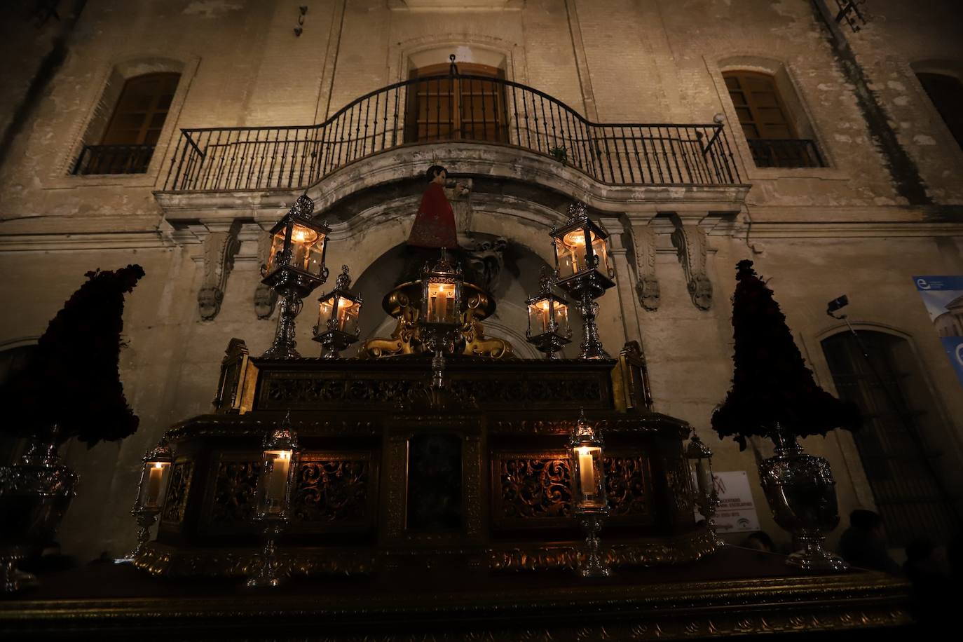 Fotos: la elegante procesión del Niño Jesús de la Compañía en Córdoba