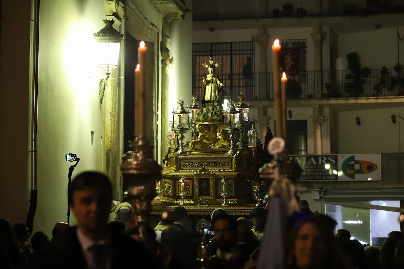 Fotos: la elegante procesión del Niño Jesús de la Compañía en Córdoba