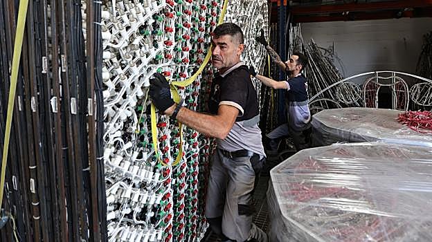 Trabajadores de Grupo Ximenez, destacada firma de Puente Genil