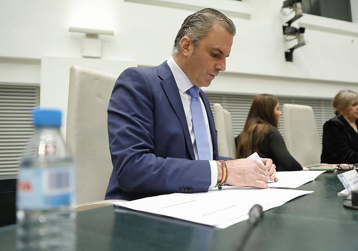 Javier Ortega-Smith, en el pleno de su reprobación