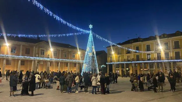 La plaza de Medina de Rioseco durante la Navidad