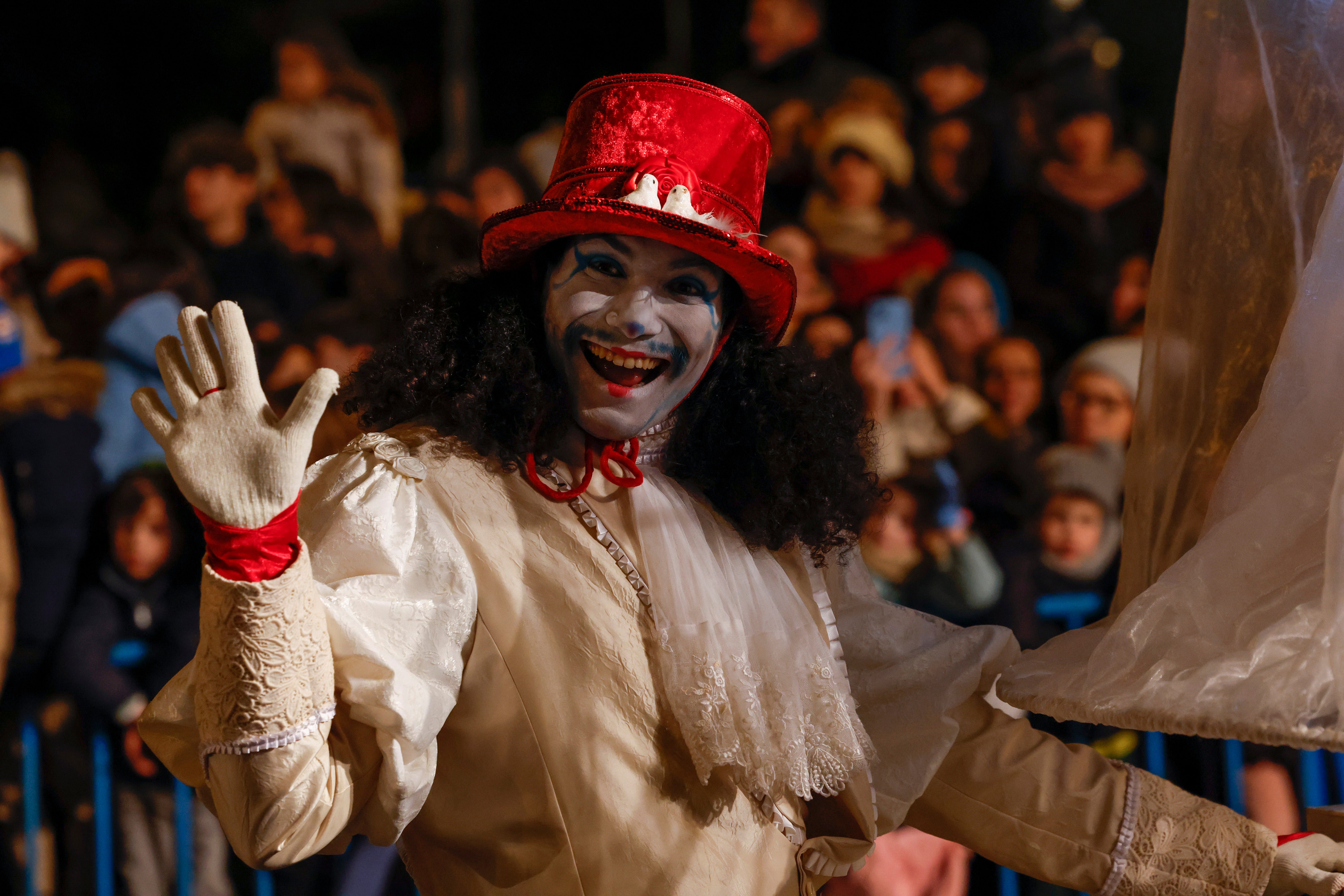 La cabalgata de Reyes en Madrid, en imágenes