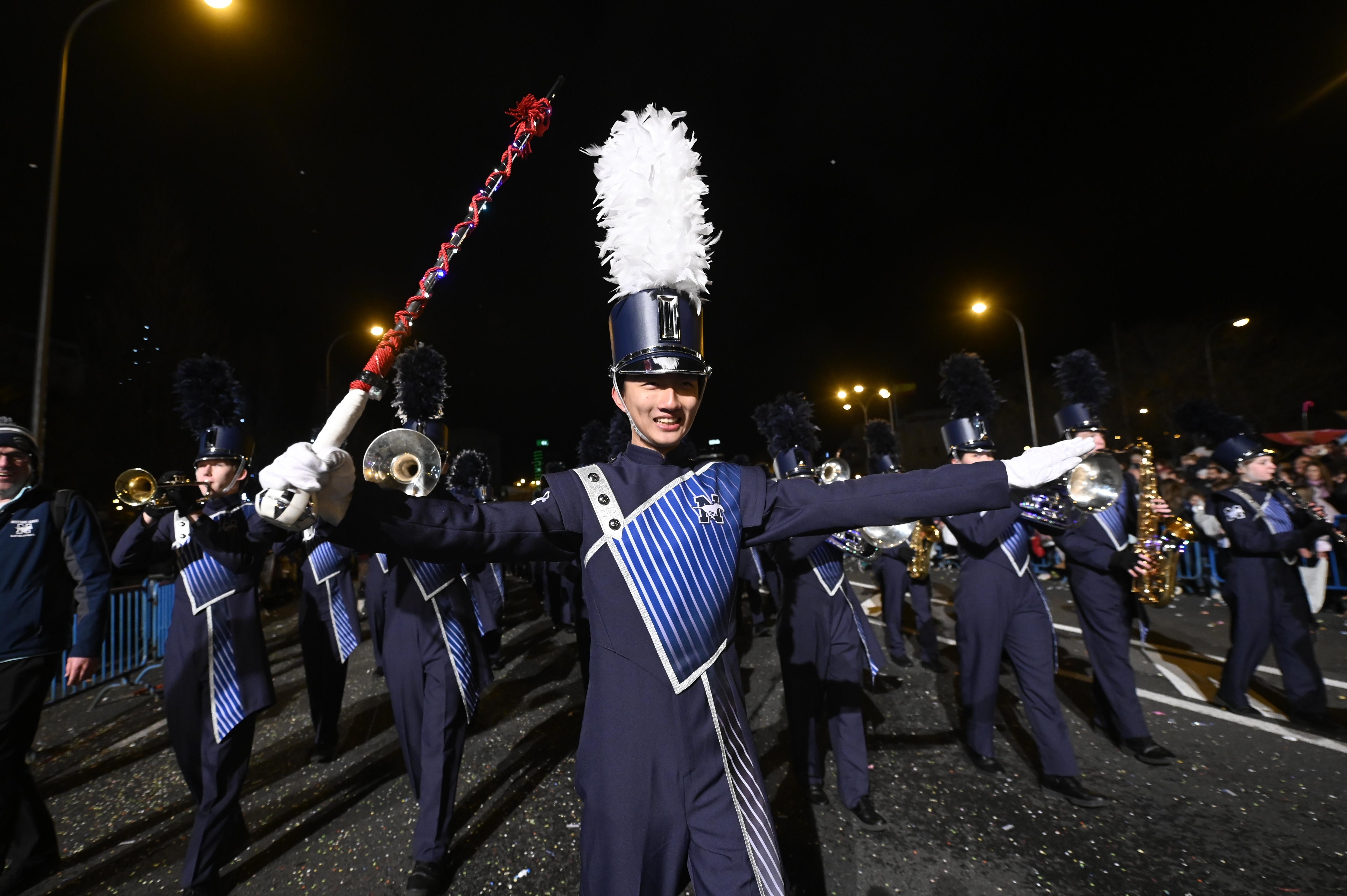 La cabalgata de Reyes en Madrid, en imágenes