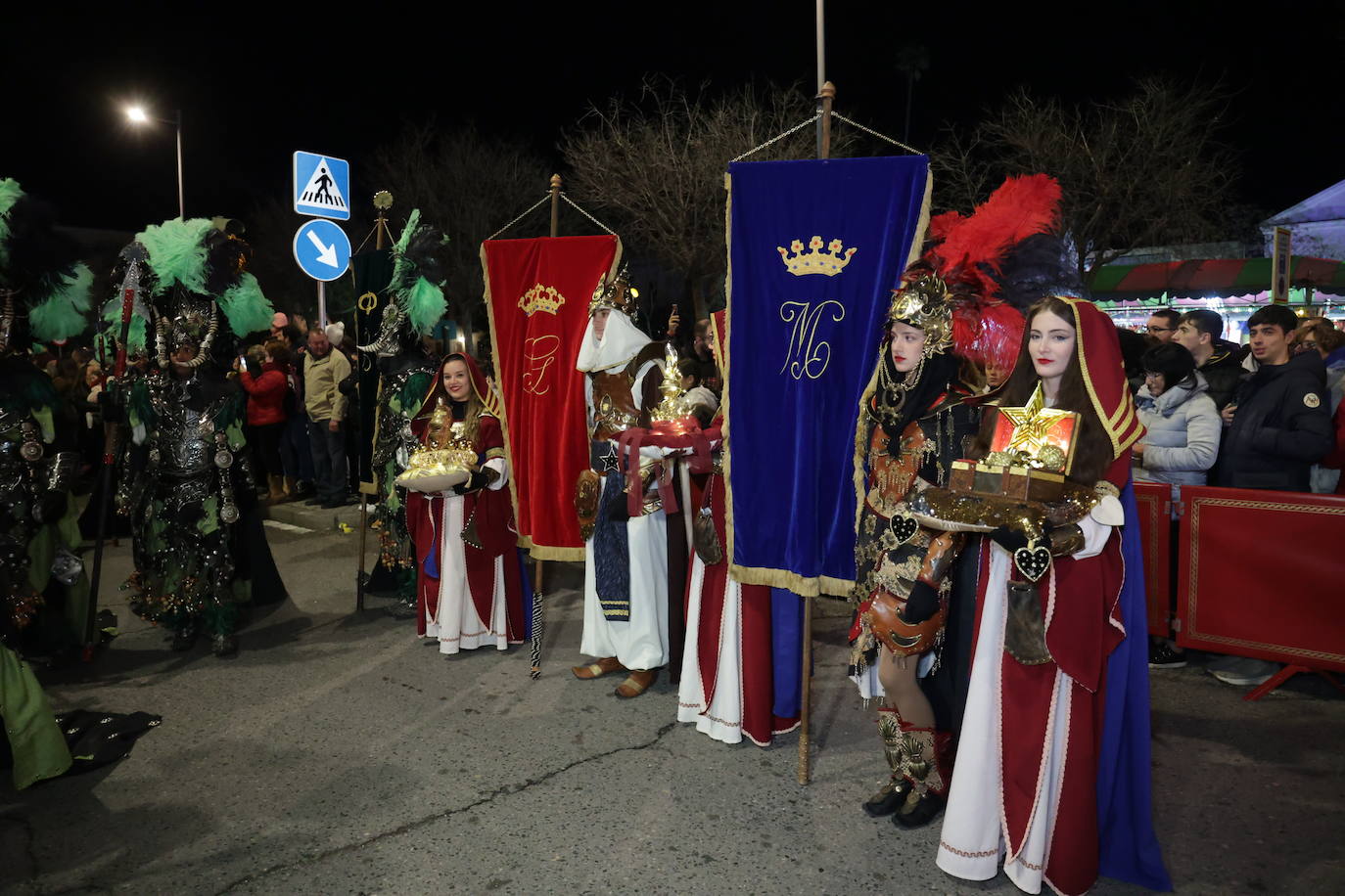 Fotos: El novedoso y espectacular final de la Cabalgata de los Reyes Magos de Córdoba