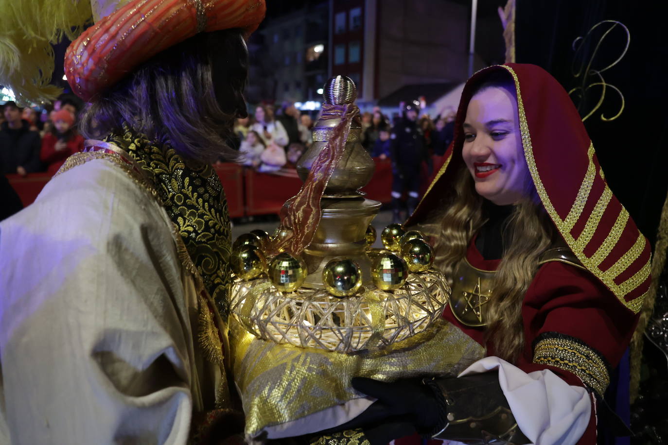 Fotos: El novedoso y espectacular final de la Cabalgata de los Reyes Magos de Córdoba