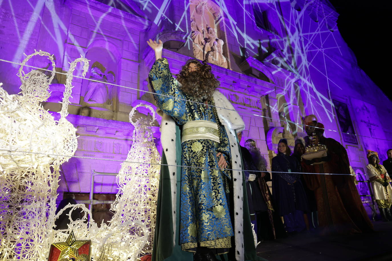 Fotos: El novedoso y espectacular final de la Cabalgata de los Reyes Magos de Córdoba