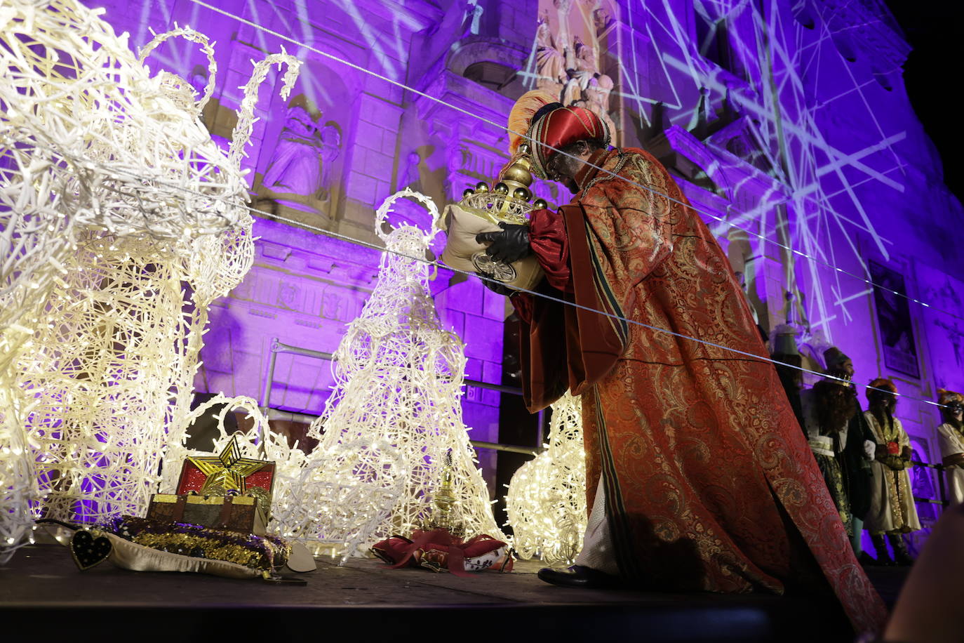 Fotos: El novedoso y espectacular final de la Cabalgata de los Reyes Magos de Córdoba