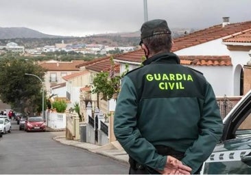 Detenidos quienes robaron a varios transeúntes con un arma de grandes dimensiones en Campo de Criptana