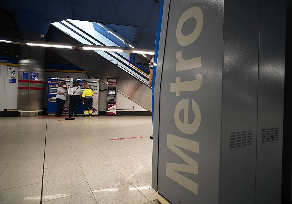 Máquinas de venta de títulos de transporte en Metro de Madrid
