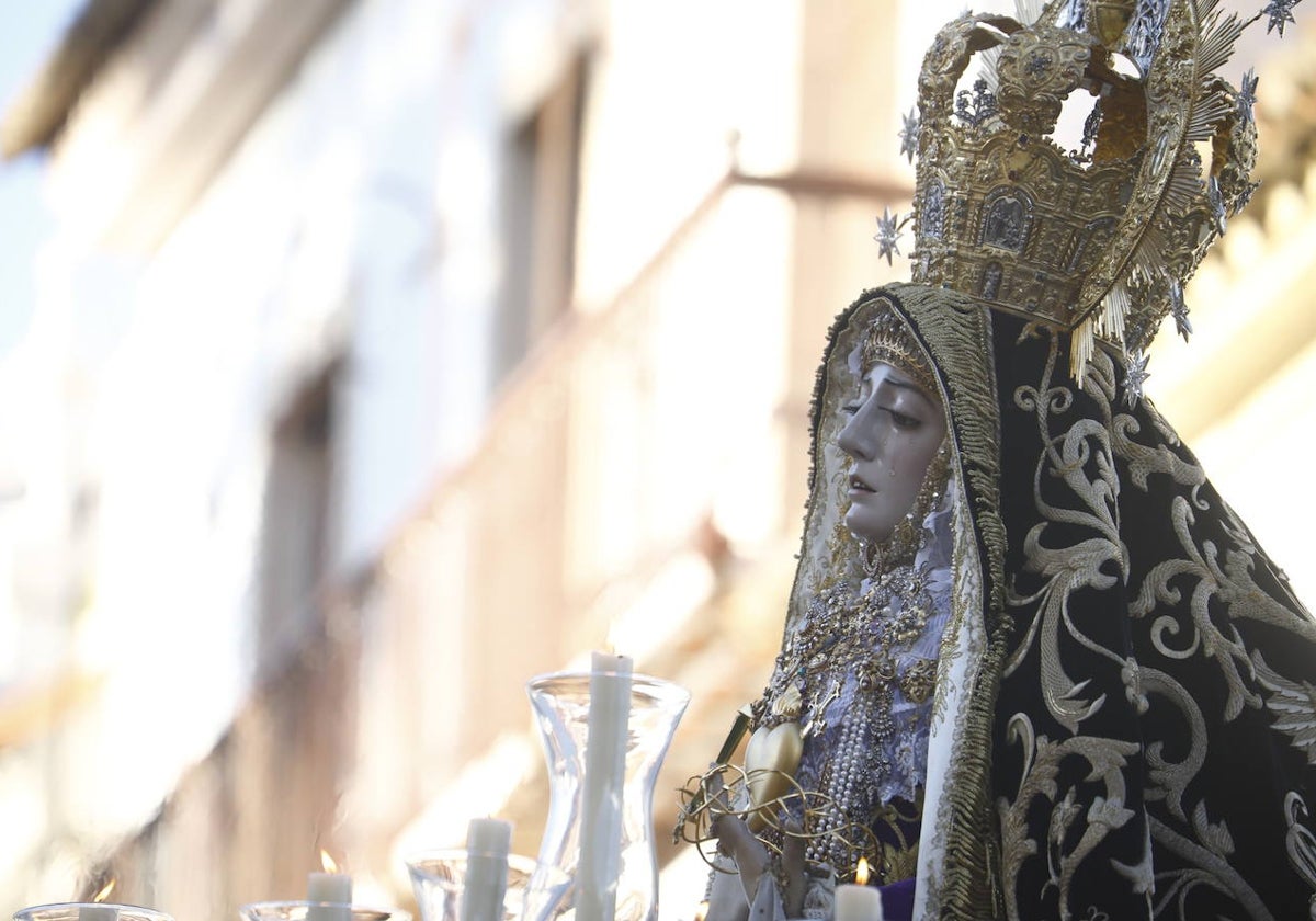 Nuestra Señora de los Dolores, en su procesión del Viernes Santo de 2023