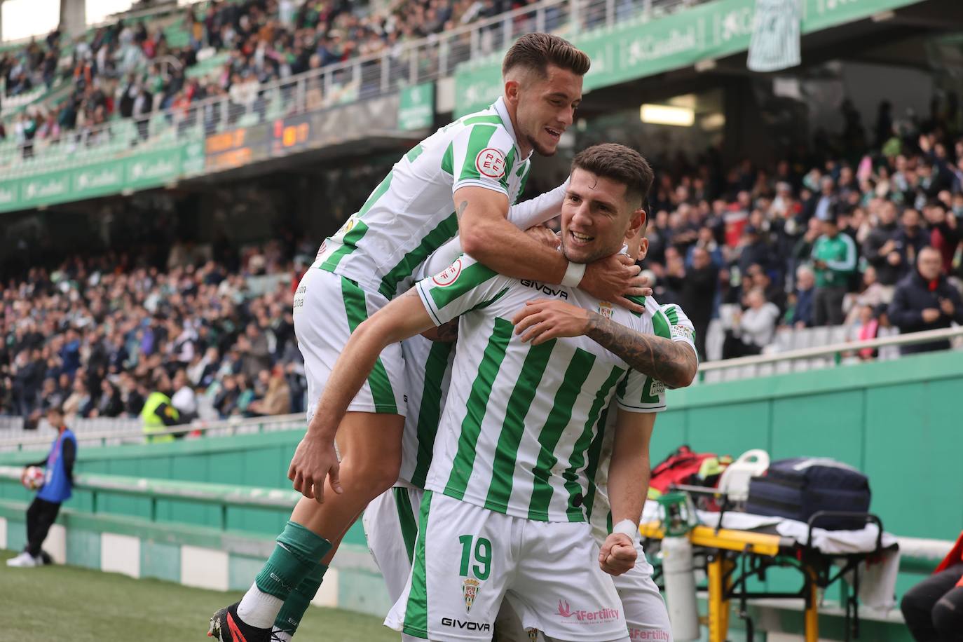 Fotos: El emocionante triunfo del Córdoba ante el Intercity