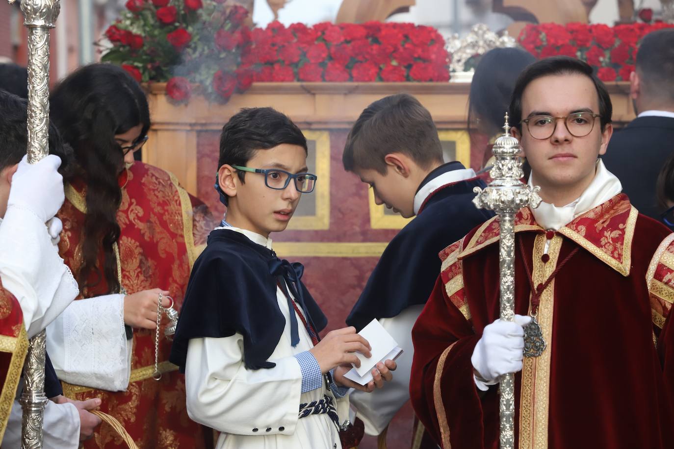 Fotos: La solemne procesión del Dulce Nombre de Jesús en Córdoba