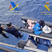 Intervenida una lancha con más de media tonelada de cocaína en aguas de Canarias