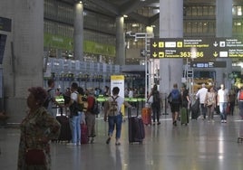 Los aeropuertos andaluces superan las cifras prepandemia con 33 millones de viajeros y récord en Málaga y Sevilla