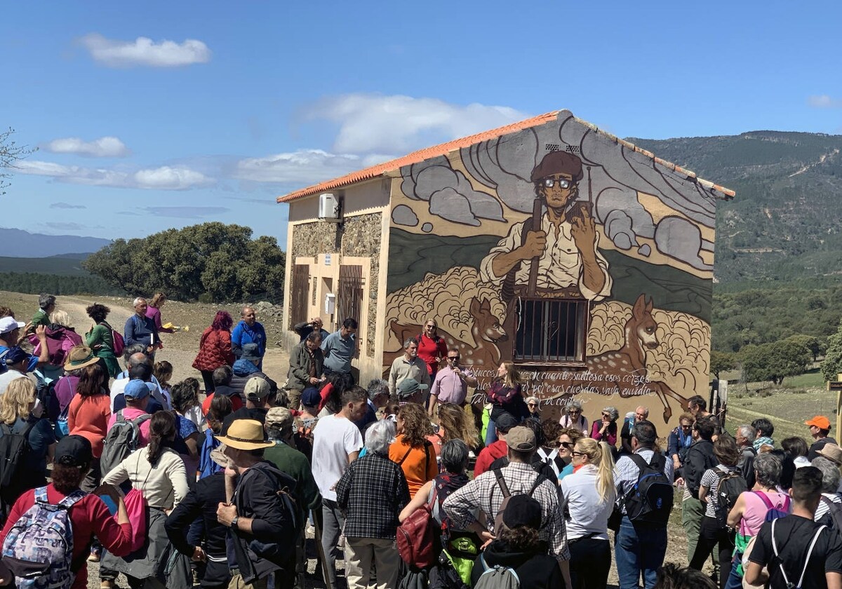 Los Montes de Toledo llegan a Fitur 2024 con las rutas literarias &#039;Quercus&#039;, &#039;Enjambre&#039; y &#039;Valhondo&#039;