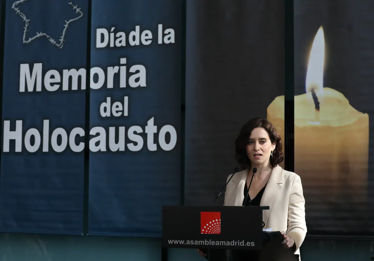 Ayuso interviene en el acto del Día Internacional de la Memoria del Holocausto, en 2020