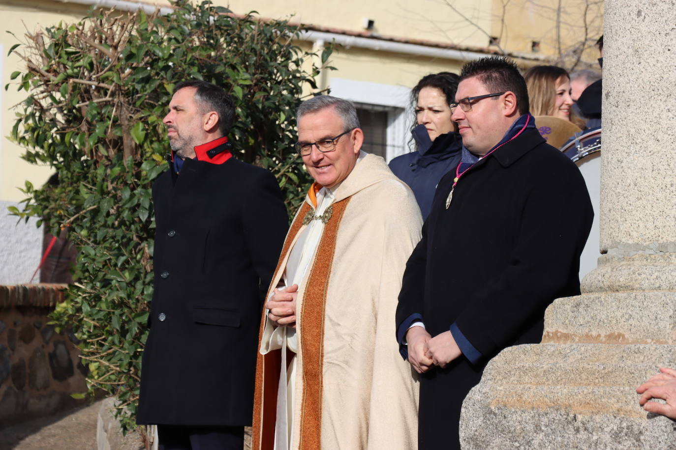 Los toledanos llevan a bendecir a sus animales a la ermita de San Antón