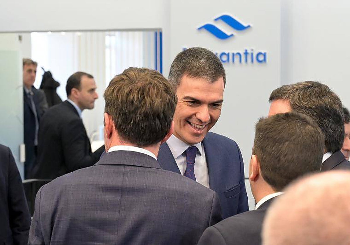 Sánchez, este miércoles durante su visita a Navantia Ferrol