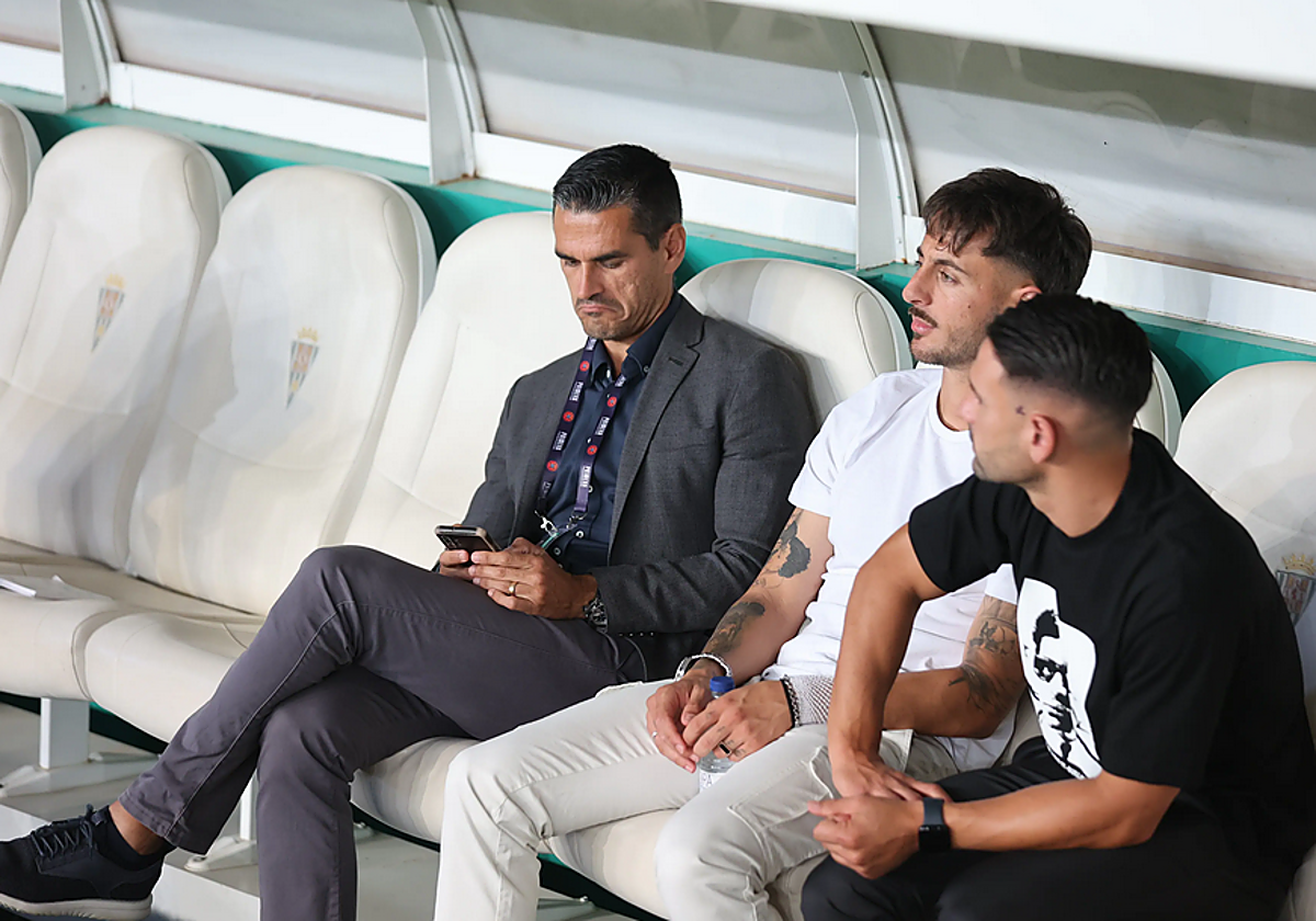 El director deportivo del Córdoba Juan Gutiérrez 'Juanito' durante un partido en El Arcángel