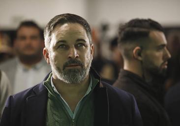 Abascal insiste en la unidad interna de Vox a pesar del goteo incesante de bajas: «Es ruido mediático»