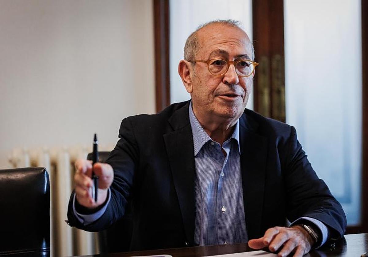 Nicolás Redondo cree que Page tiene «una posición de fuerza que impide que  le expulsen» del PSOE: «Lo mío era más fácil»