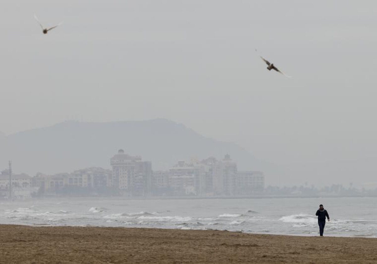 Imagen de archivo de una playa de Valencia