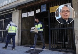 Hasta 300 euros por «recados»: un chófer desvela que el canónigo asesinado en Valencia pagaba por mantener relaciones sexuales