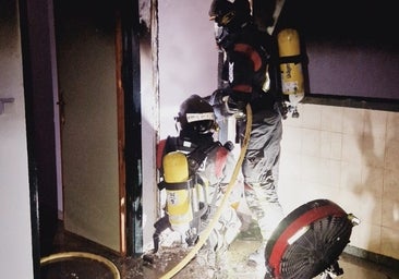 Un incendio calcina un dormitorio colectivo del centro de menores no acompañados de Lucena