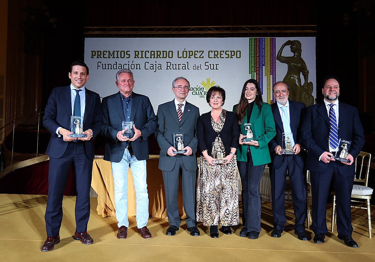 Personas y entidades reconocidas, en el acto celebrado en el Real Círculo de la Amistad