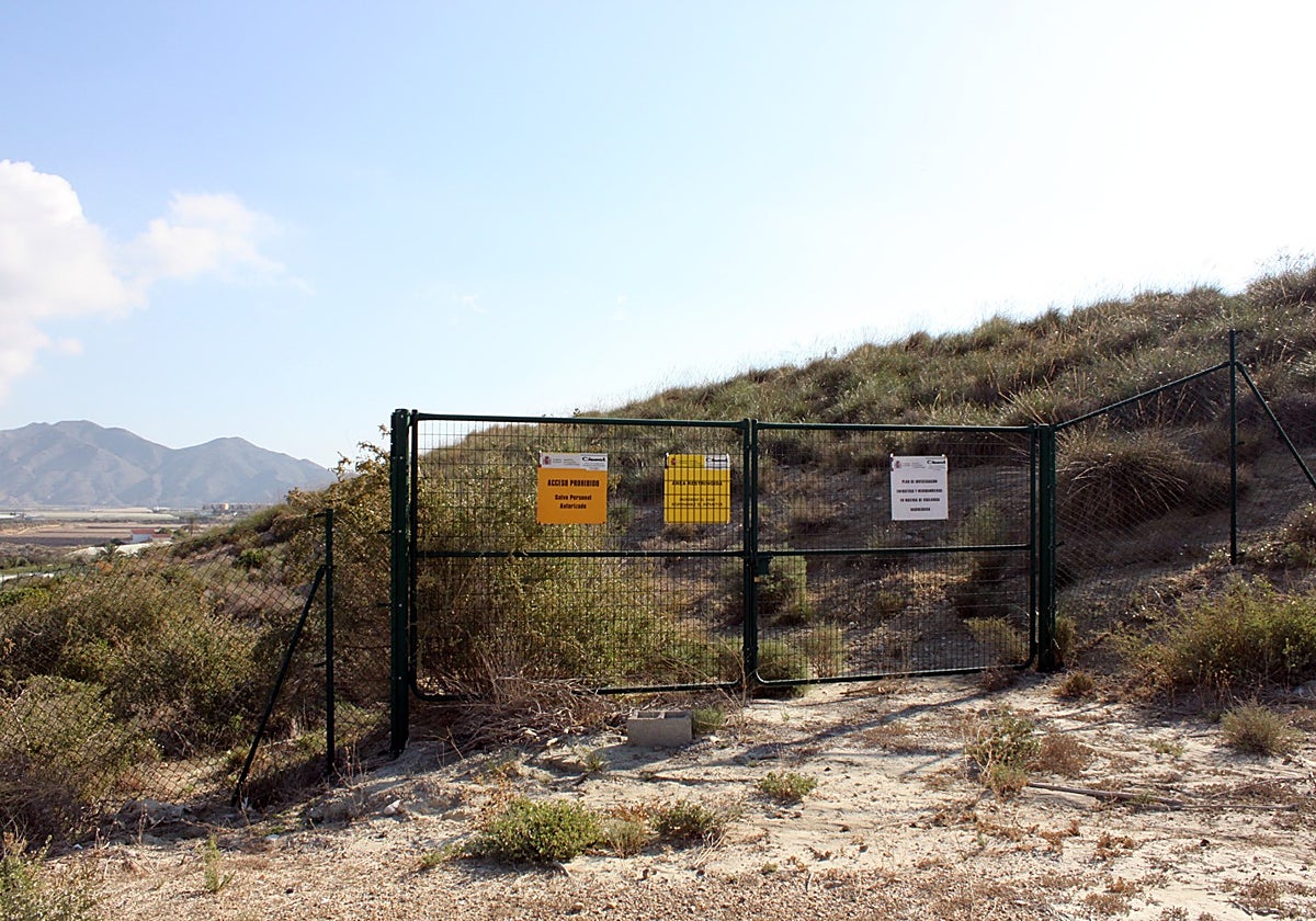 Terrenos acotados por contaminación en Palomares en Almería.