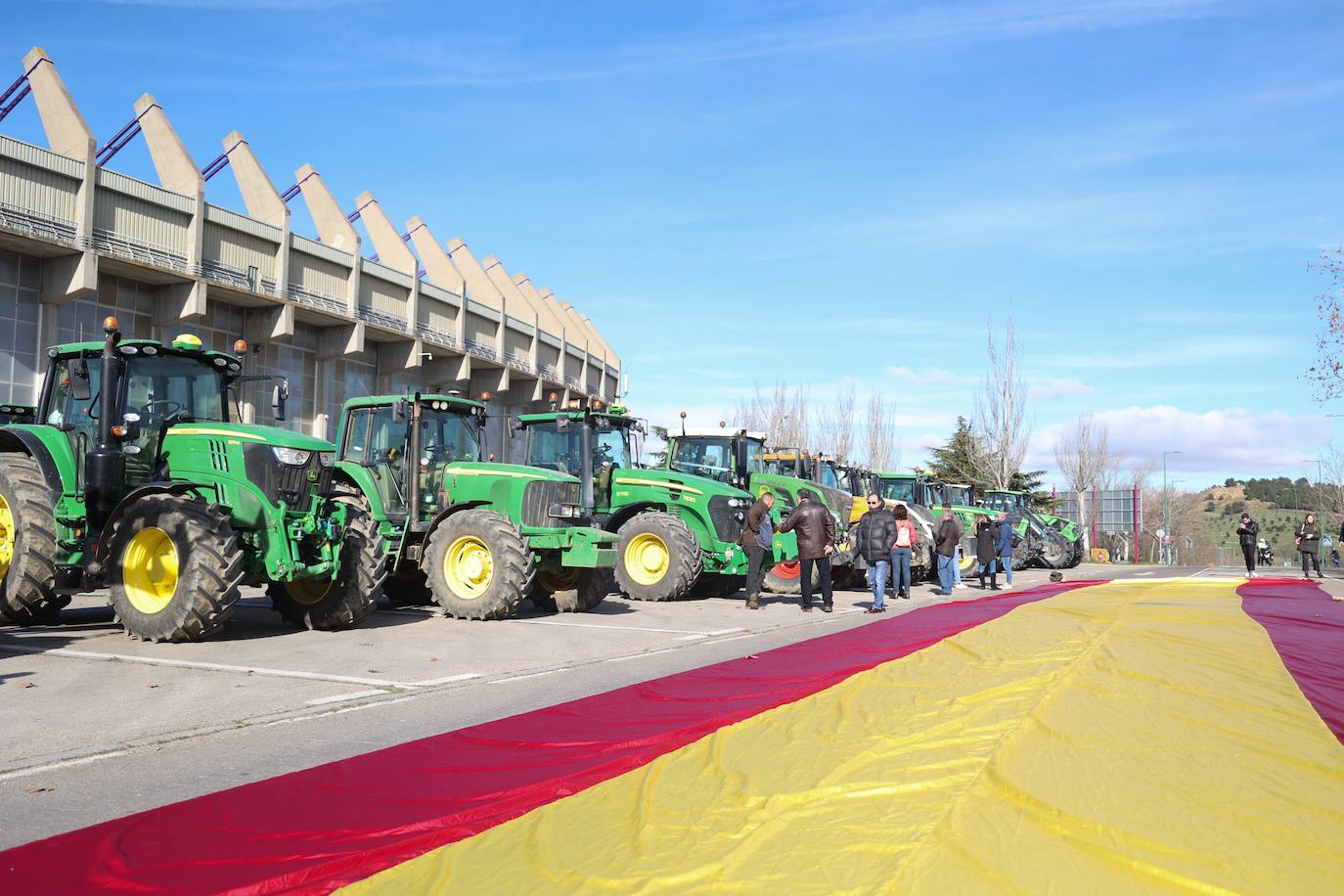 Los agricultores llegan al José Zorrilla, en Valladolid