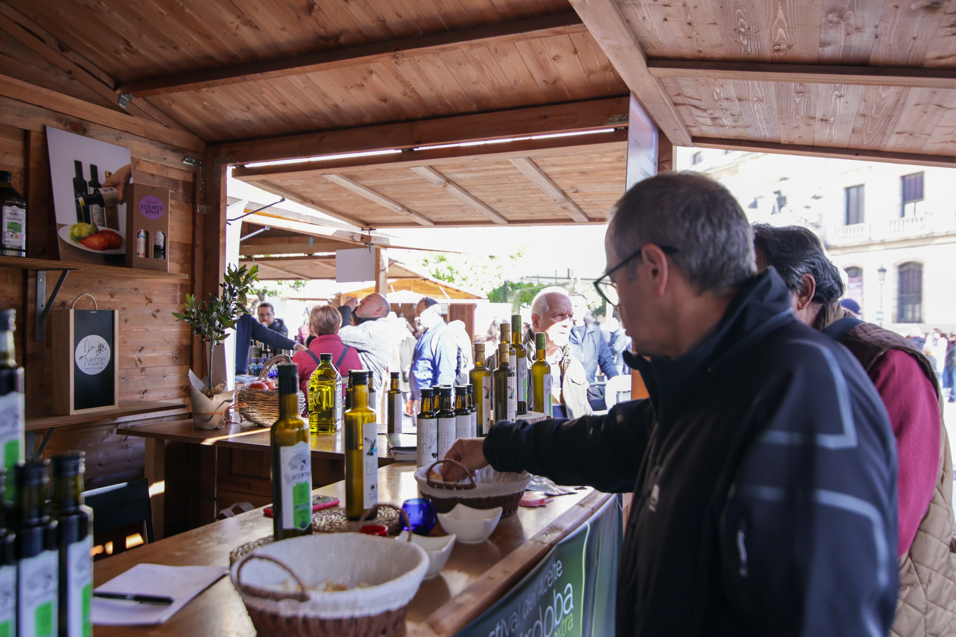 Fotos: El animado ambiente de sábado en el Festival del Aceite Córdoba Virgen Extra
