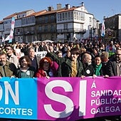 La oposición vuelve a agitar las pancartas en contra de la Xunta a dos semanas de las elecciones gallegas