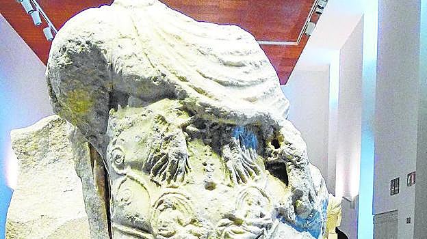 Imagen después - La thoracata de Montoro, en la finca de la Concepción de los Loring y en el Museo de la Aduana ya limpiada y restaurada.