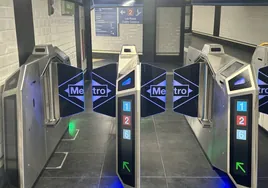 Metro de Madrid estrena tornos inteligentes en las estaciones de Cuatro Caminos y Reyes Católicos