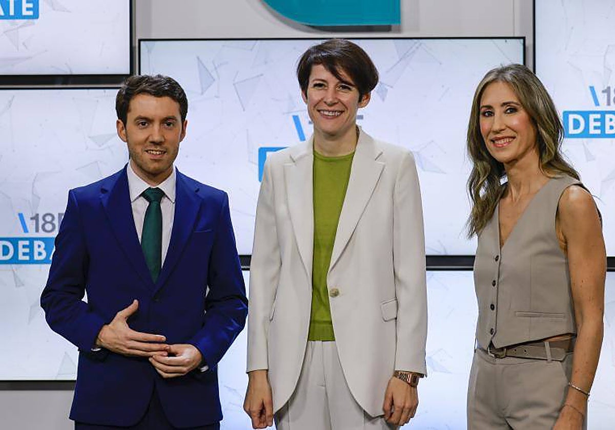 La líder del BNG, Ana Pontón, este lunes antes del debate de la TVG