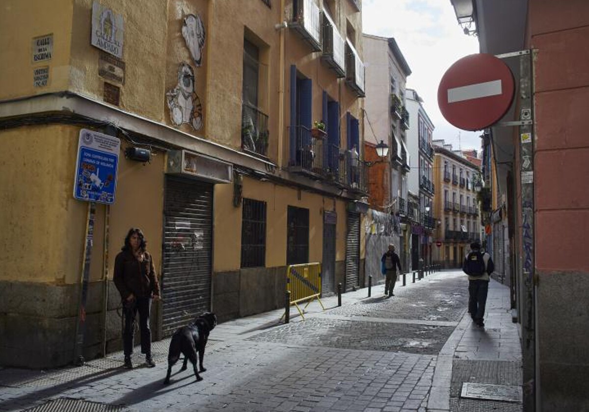 Calle de la Esgrima en pleno corazón de Lavapiés