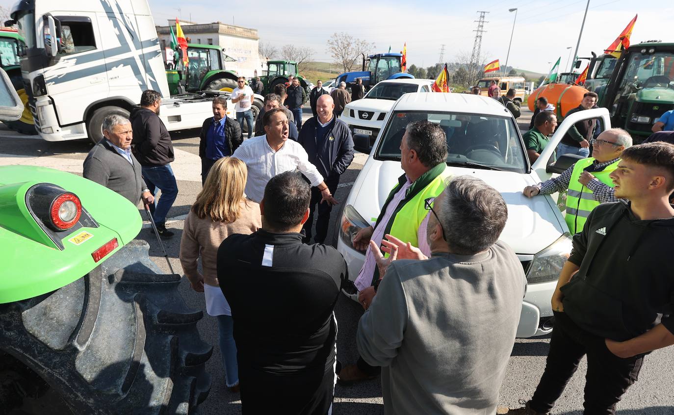 Fotos: la potente tractorada del campo en la ciudad de Córdoba