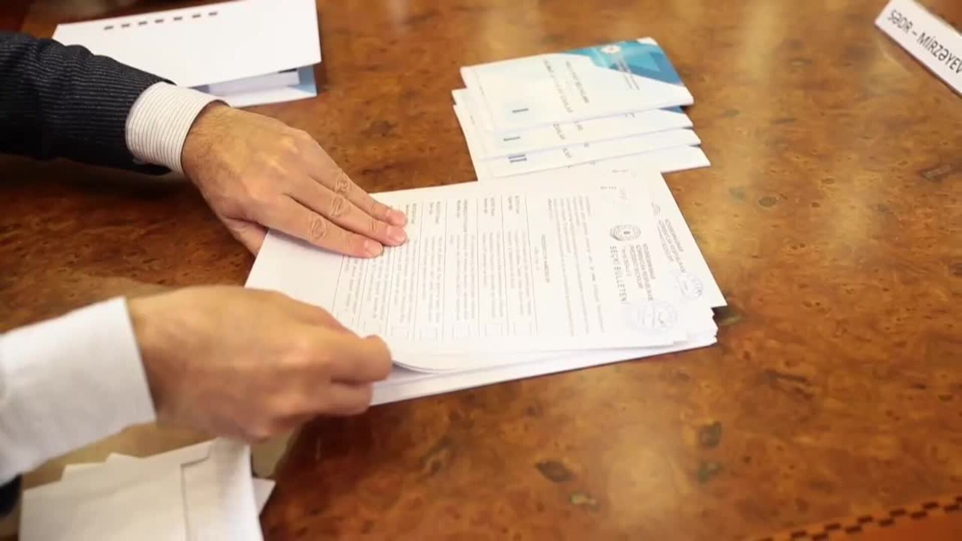 Azerbaiyán celebra elecciones presidenciales