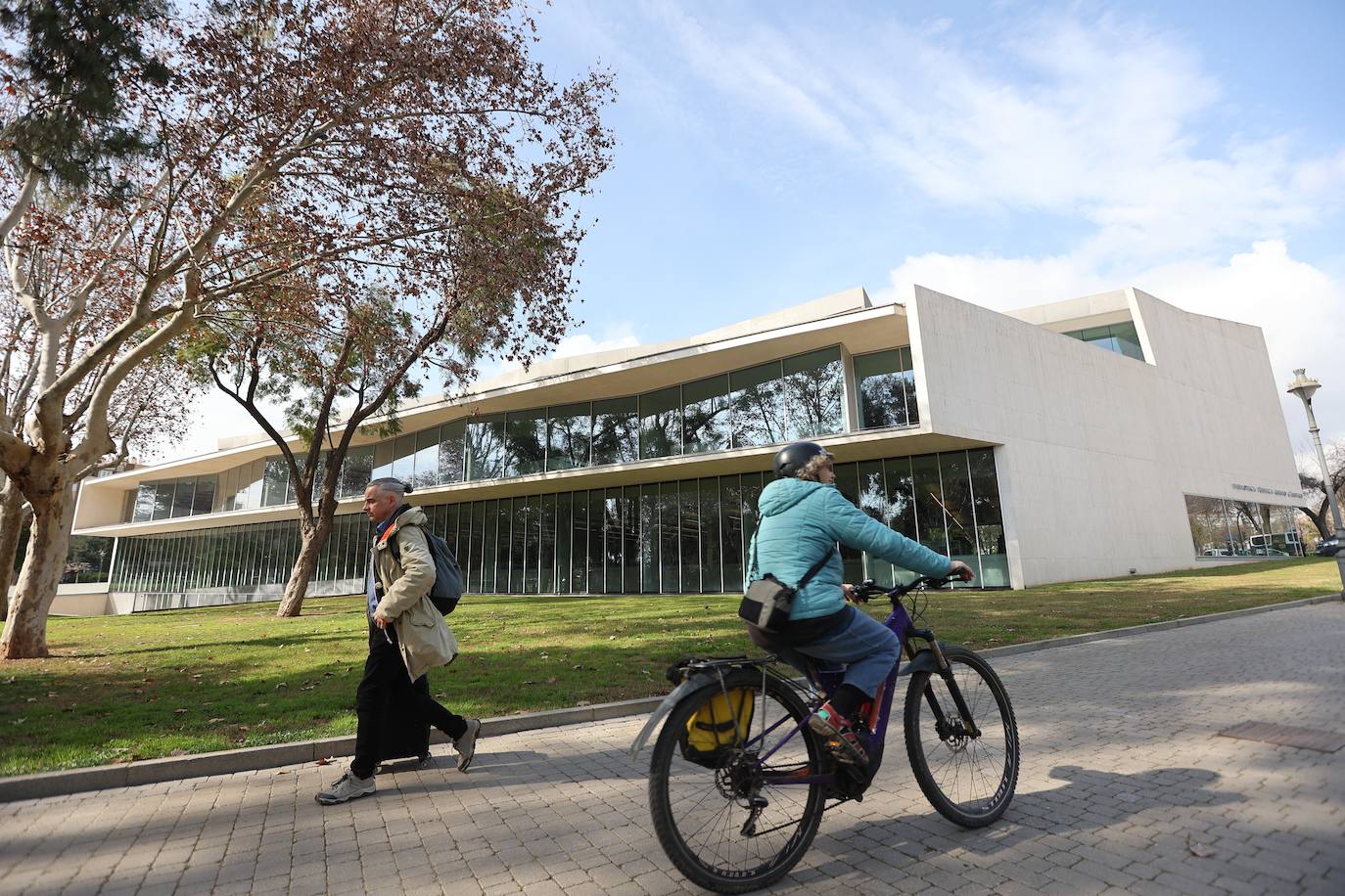 Fotos: la inauguración de la imponente Biblioteca Grupo Cántico de Córdoba