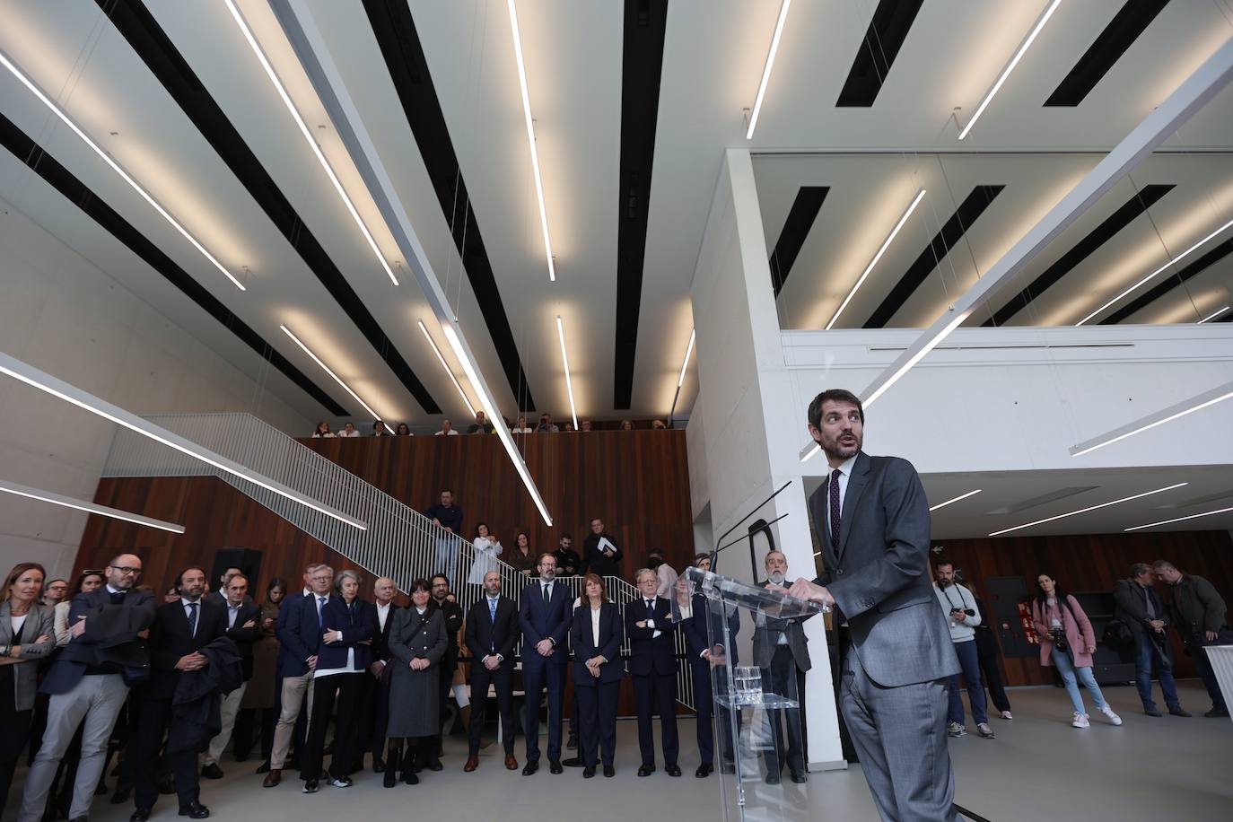 Fotos: la inauguración de la imponente Biblioteca Grupo Cántico de Córdoba